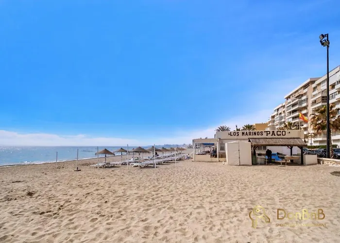 Cozy With Sea View And Private Parking In Appartamento Fuengirola