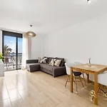 Cozy With Sea View And Private Parking In *