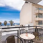 Appartement Cozy With Sea View And Private Parking In