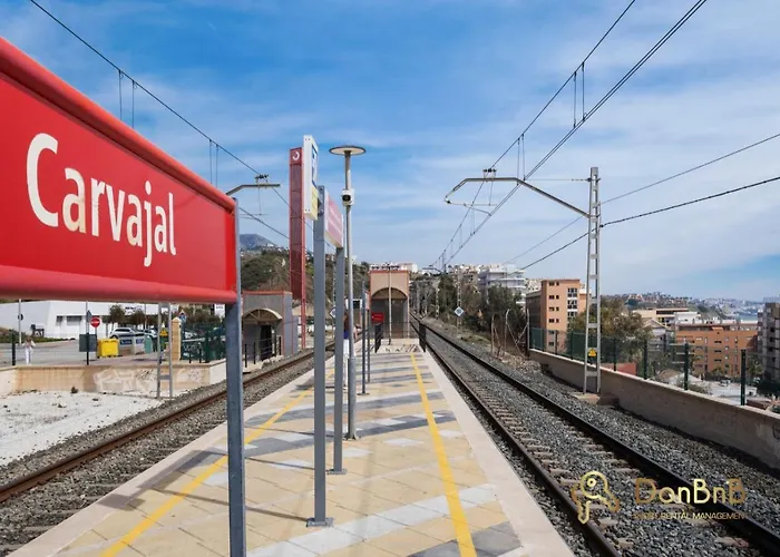 Lägenhet Cozy With Sea View And Private Parking In Fuengirola