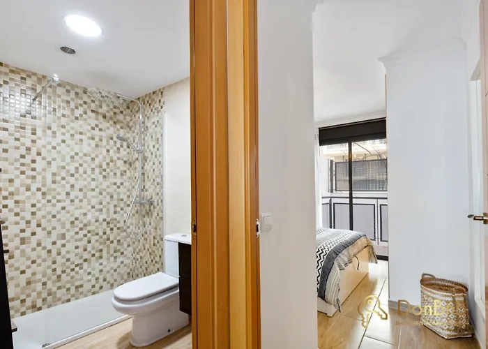 Cozy With Sea View And Private Parking In Lägenhet Fuengirola